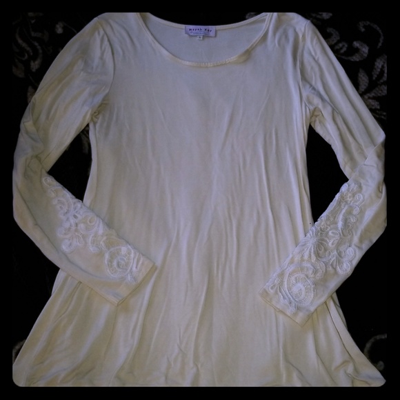 Boutique top - Picture 1 of 4